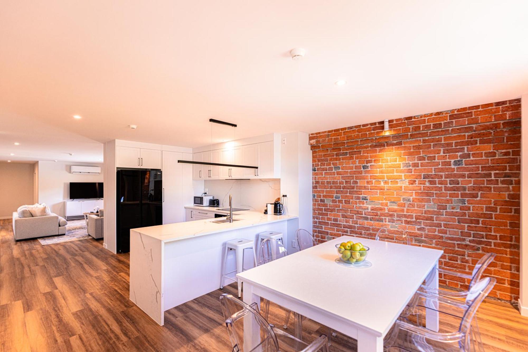 Johnston Apartments - Award-Winning Building, Your Unforgettable Stay Whanganui Eksteriør billede