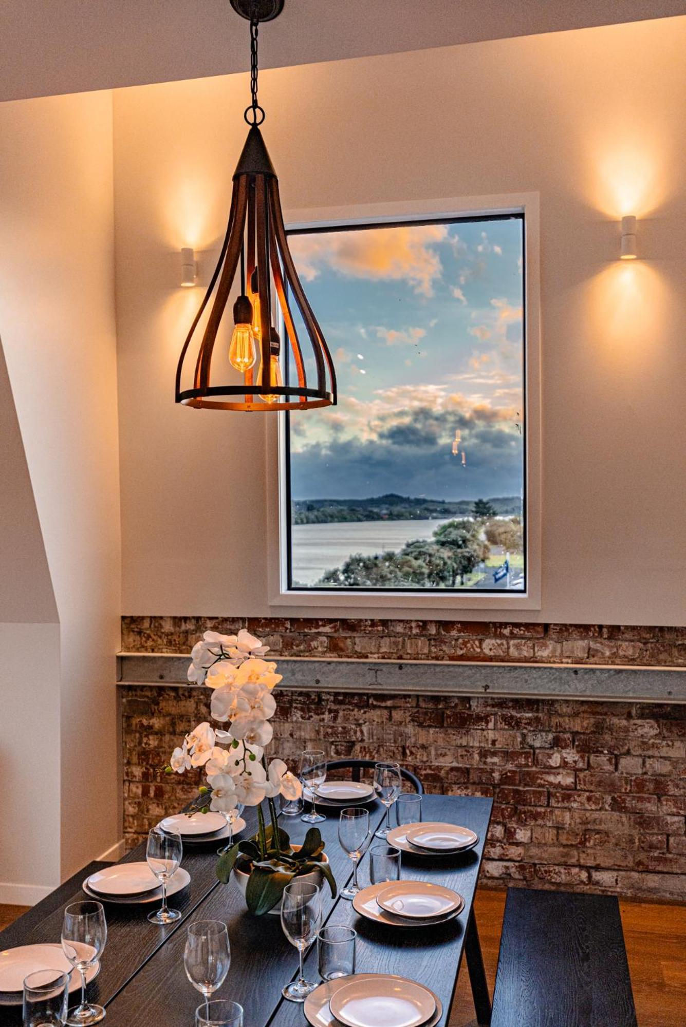 Johnston Apartments - Award-Winning Building, Your Unforgettable Stay Whanganui Eksteriør billede