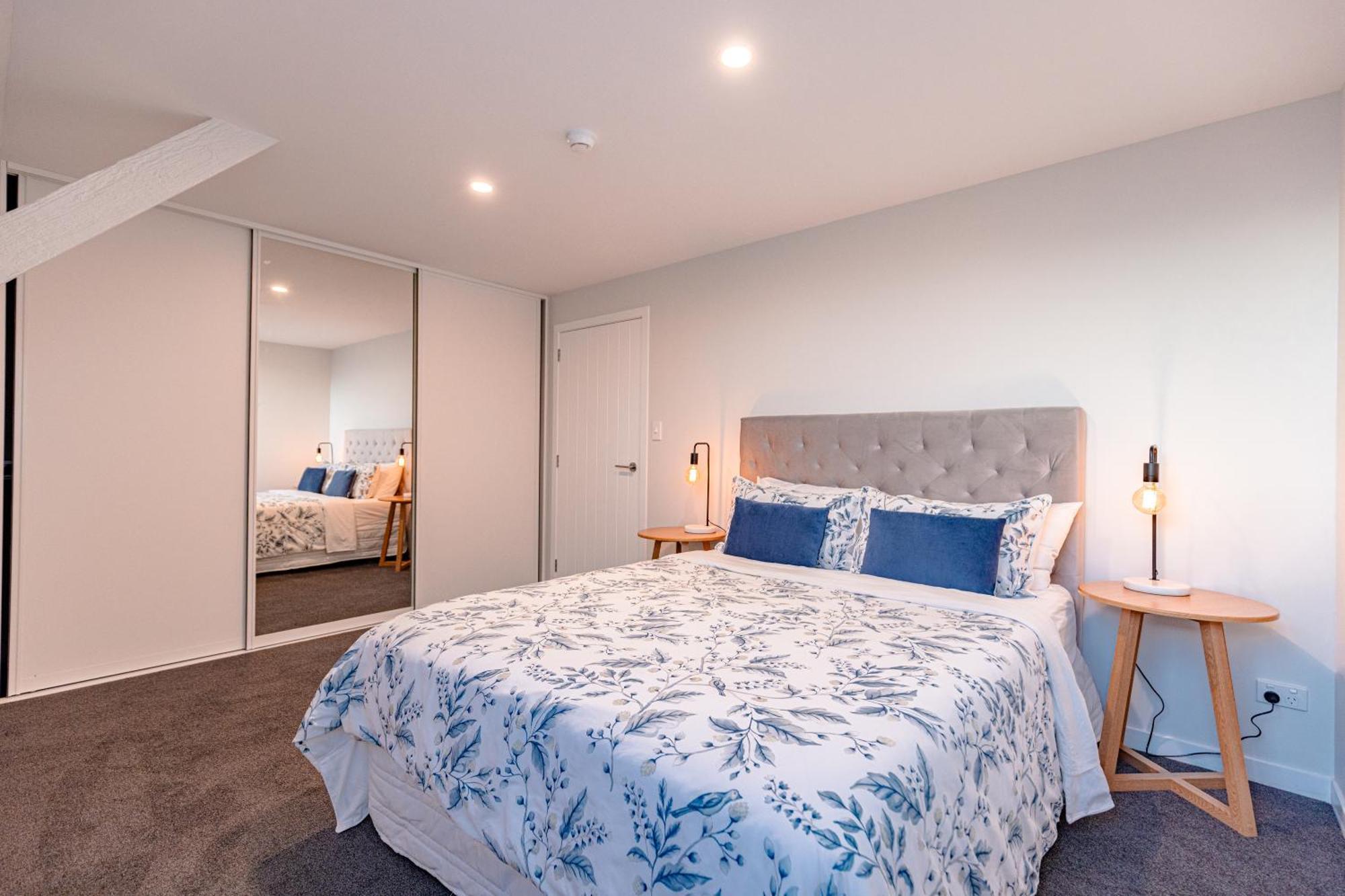 Johnston Apartments - Award-Winning Building, Your Unforgettable Stay Whanganui Eksteriør billede